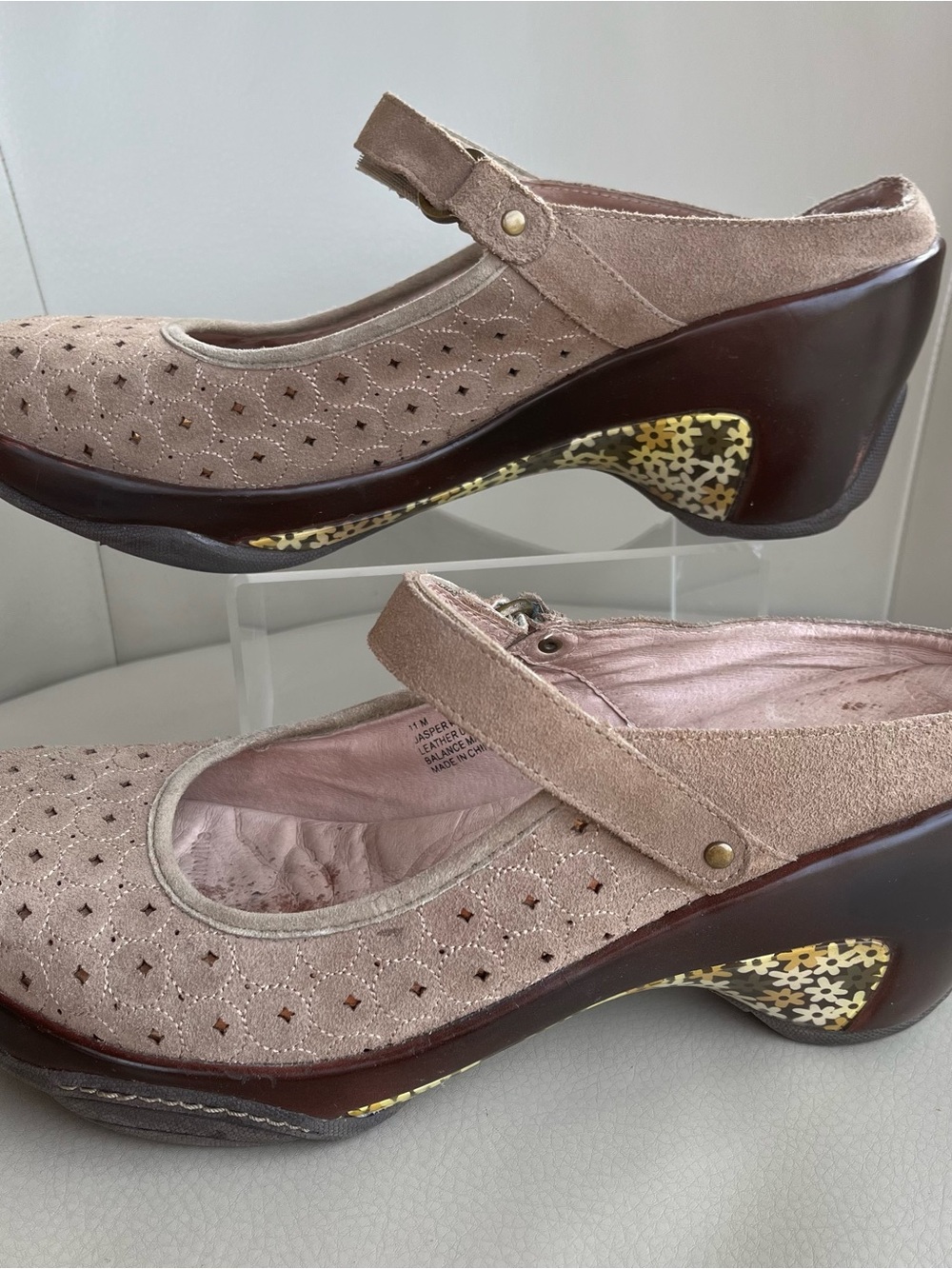 J-41 Adventure On Jasper Mules Clogs Brown/Tan Suede Leather Sz 11M